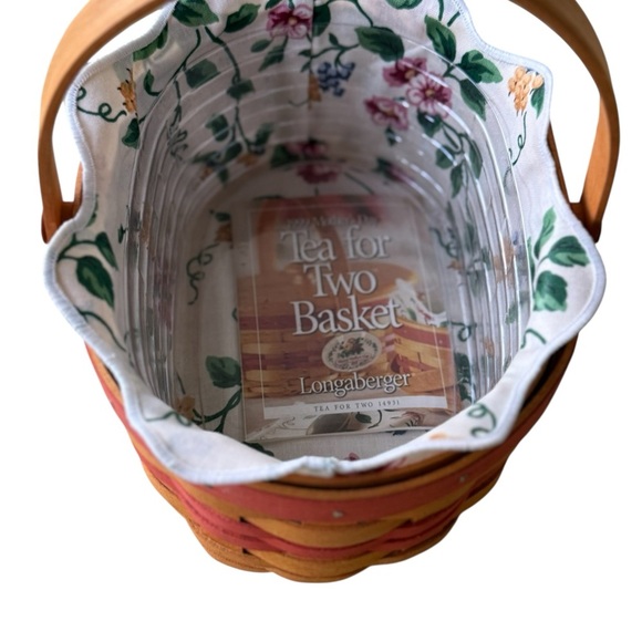 Longaberger 1999 Mother's Day Basket with Liner & Tie-On - Picture 3 of 4